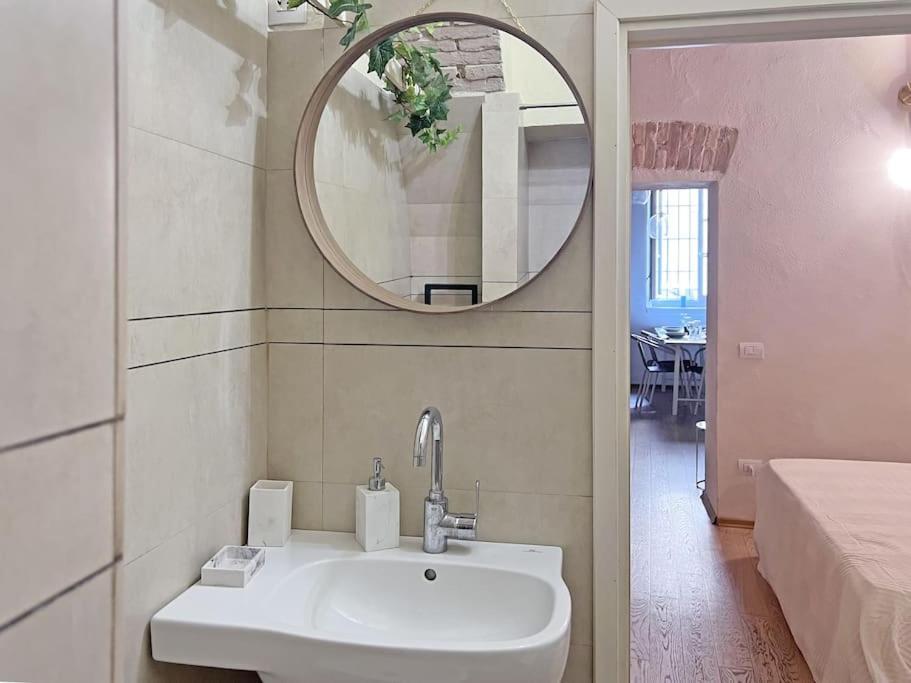 Suite 9, Parma Centro ภายนอก รูปภาพ